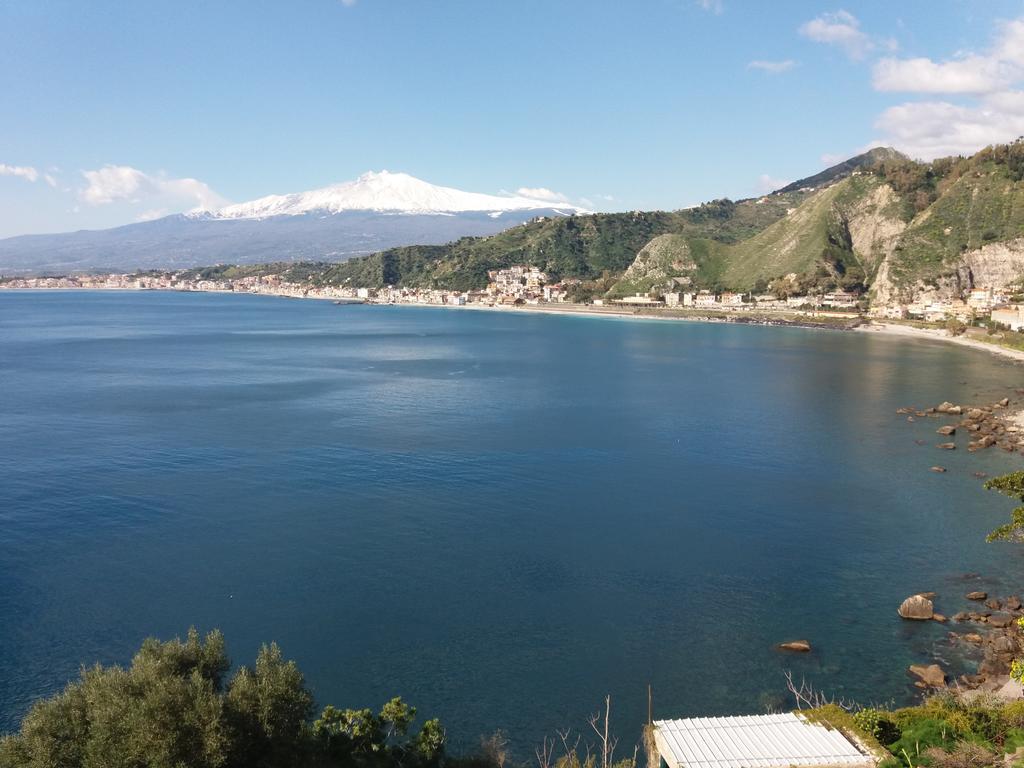 Patry' House Apartamento Giardini Naxos Exterior foto
